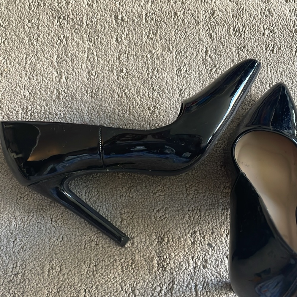 Y-Not Pumps - Picture 3 of 4